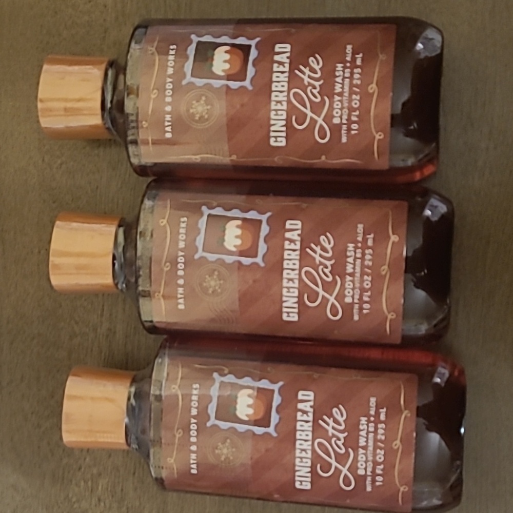 🆕️Bath & Body Works Gingerbread Latte Body Wash - Set Of 3